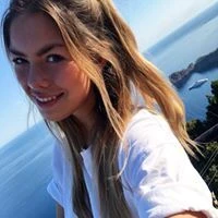 Alina G. image